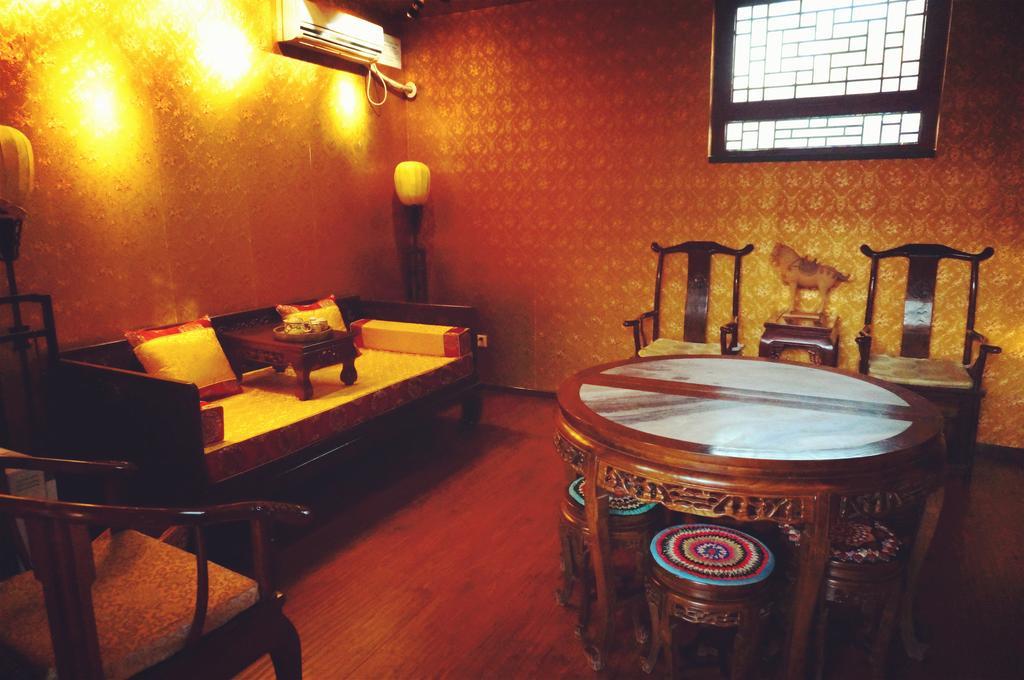 Templeside Deluxe Hutong Hotel Peking Zimmer foto